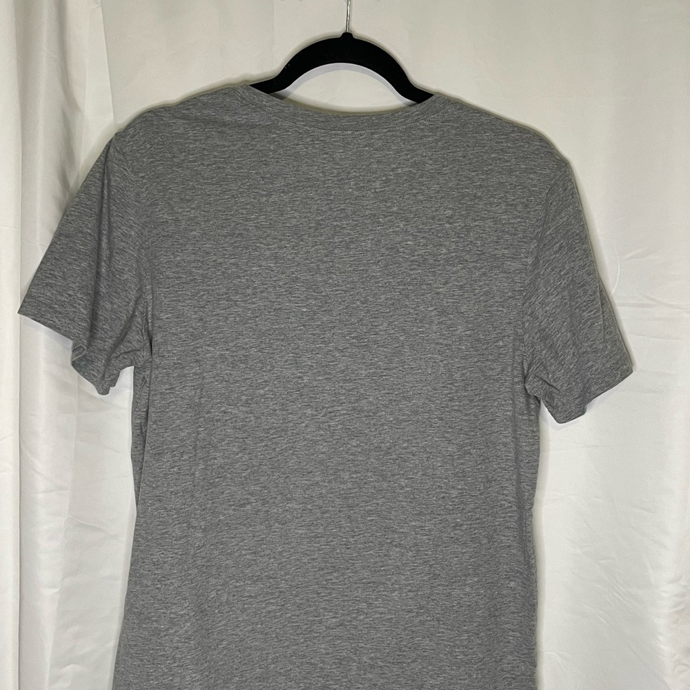 Gray Graphic T-Shirt with Fun Quote - Picture 2 of 3